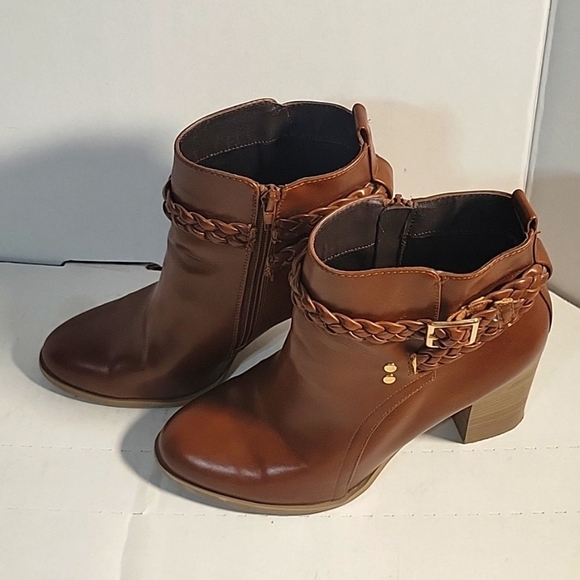American Eagle Outfitters Shoes - AMERICAN EAGLE Heeled Ankle booties with woven strap zipper Coastal Cowgirl 9.5